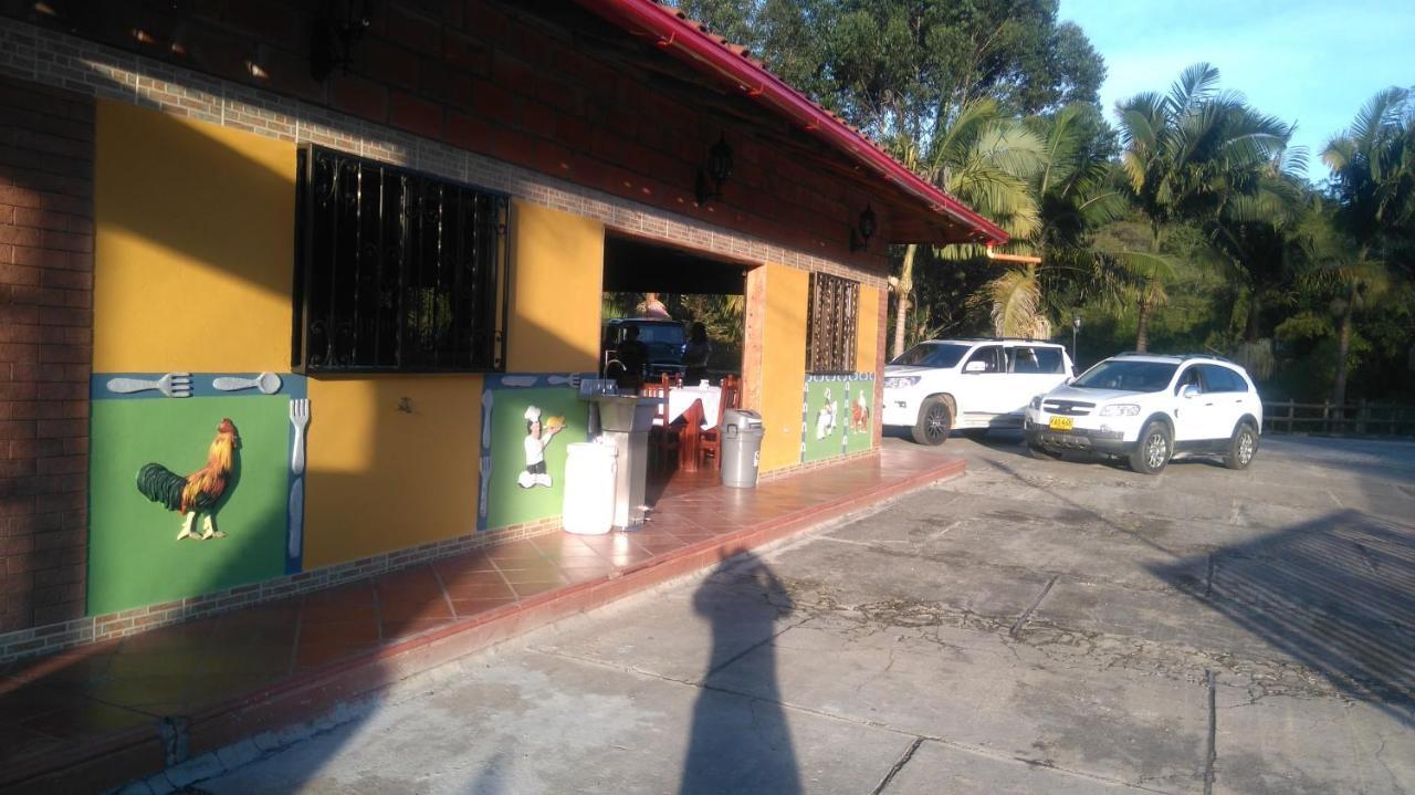 Hotel El Potrillo El Penol  Dış mekan fotoğraf